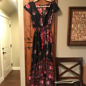 Adorable printed angle dress, cap sleeve!